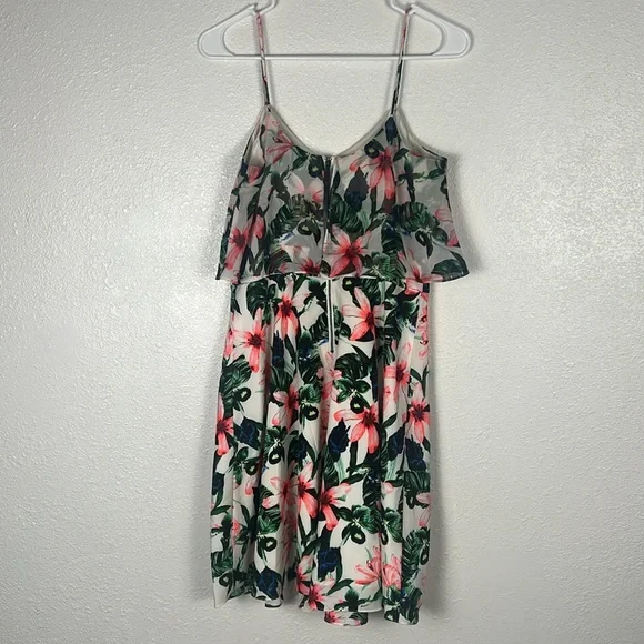 Vince Camuto - Women's Spaghetti Strap Ruffle Tropical Print Mini Dress Small - Picture 4 of 11